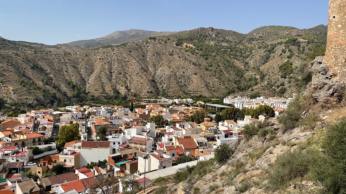 velez-de-benaudalla
