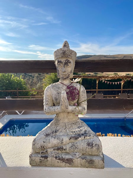 boedha-beeld-bij-finca-amorosa