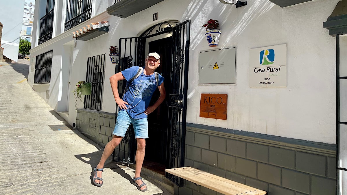 erik-bij-de-entree-van-kico-benb-nederlandse-benb-competa-malaga