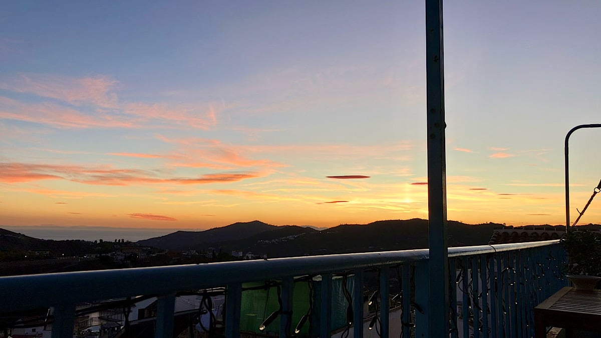 fraaie-avondlucht-vanuit-competa