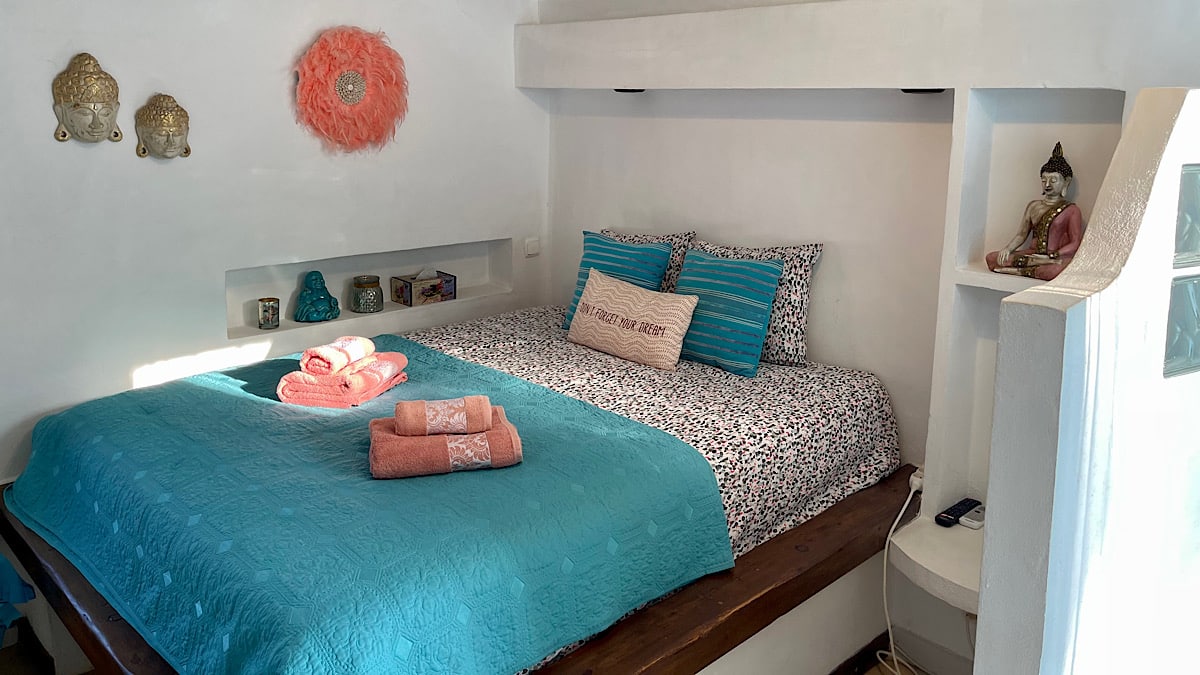 gastenkamer-almendra-finca-amorosa