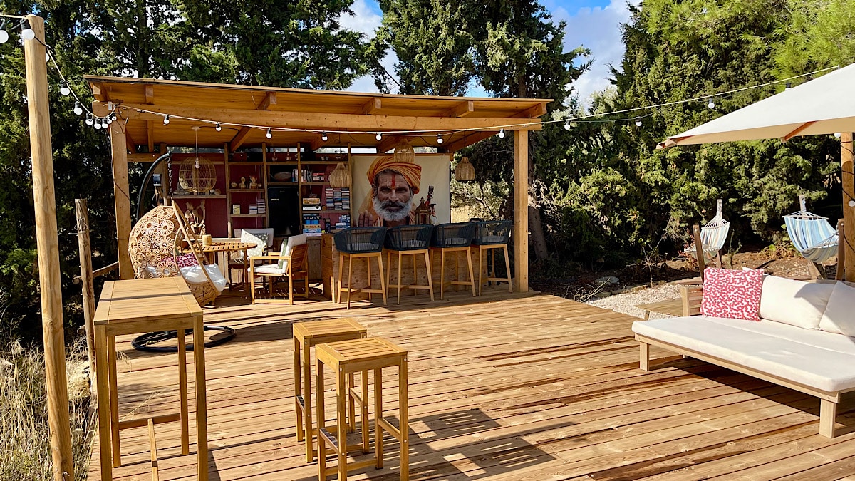 het-buitenterras-van-finca-amorosa