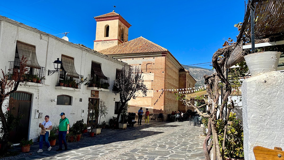 pampaneira-bijzonder-dorp-in-de-alpujarras