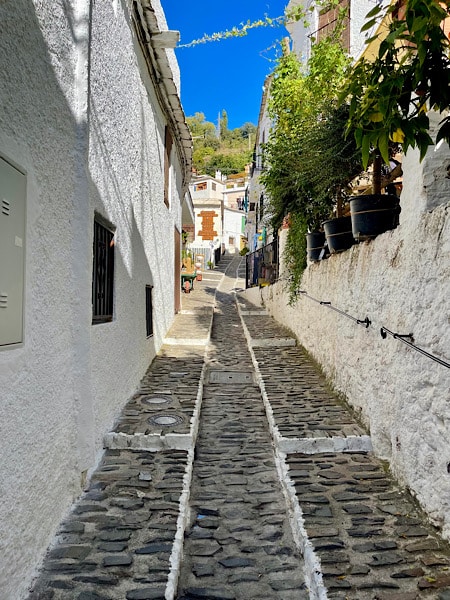 sfeervolle-straatjes-in-pampaneira