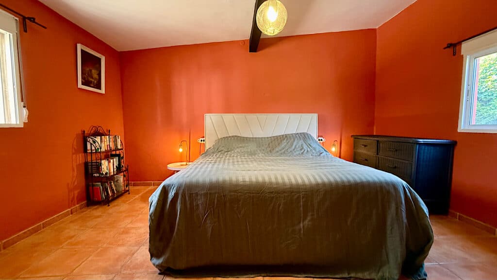 tweepersoonsslaapkamer-casita-naranja-alora-malaga