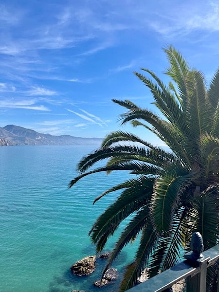 zonnig-weer-aan-de-costa-del-sol