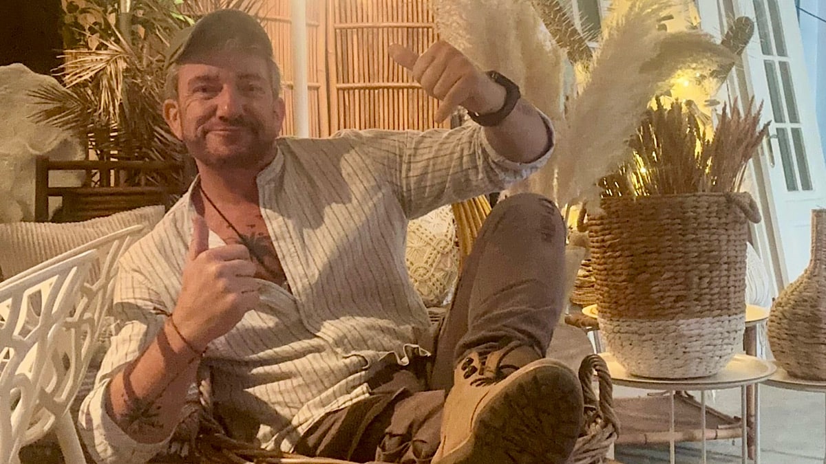 maurice-eigenaar-van-morris-secondhand-deco-benalmadena-malaga