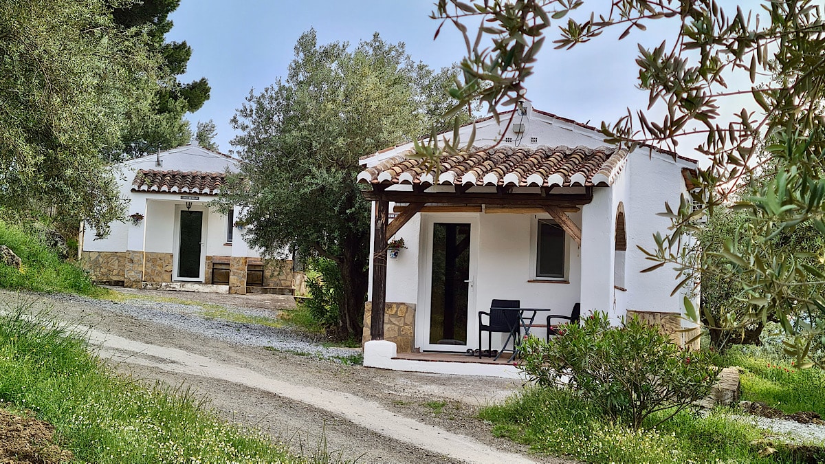 vakantiehuisjes-van-casa-la-grandia-alcaucin-malaga